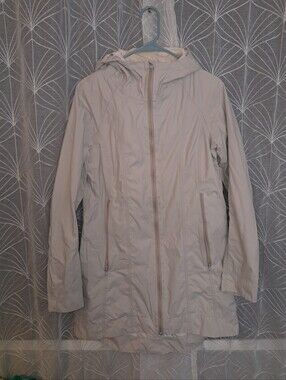 Lululemon brand Women's no size tag, ptp 19, right as rain, jacket